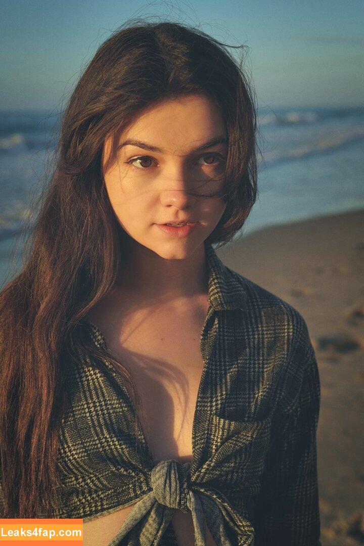 Mina Kess / kess.ink / minakess leaked photo photo #0146