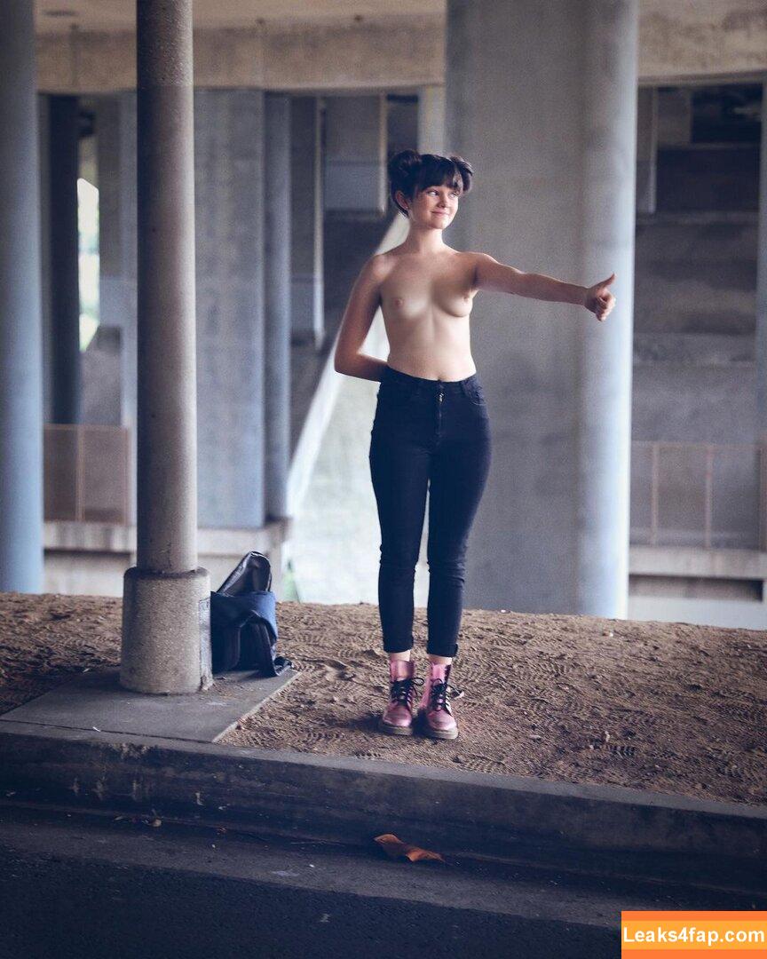 Mina Kess / kess.ink / minakess leaked photo photo #0289