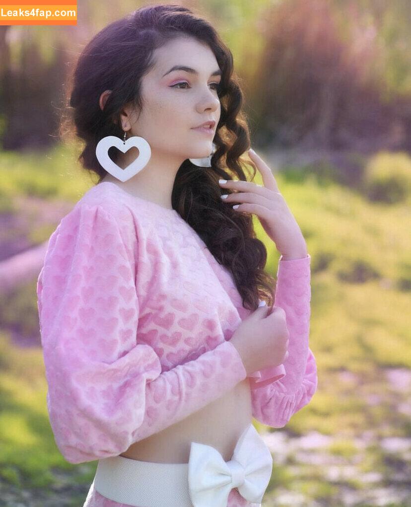 Mina Kess / kess.ink / minakess leaked photo photo #0340