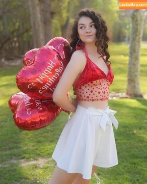 Mina Kess photo #0023