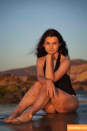 Mina Kess photo #0032