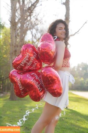 Mina Kess photo #0051