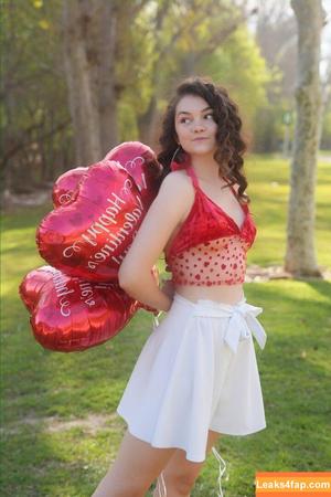 Mina Kess photo #0052