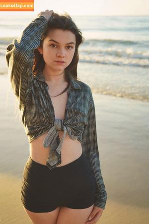 Mina Kess photo #0140