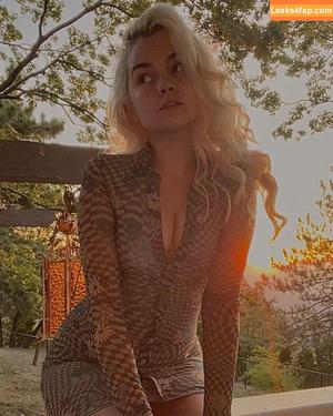Mina Kess photo #0298