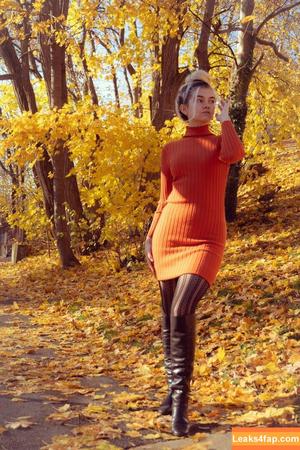 Mina Kess photo #0375