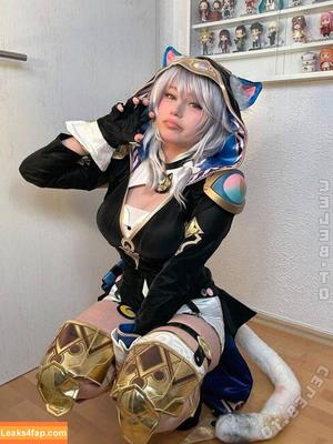 Mina min photo #0104