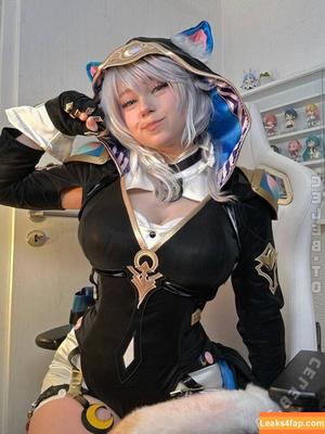 Mina min photo #0106