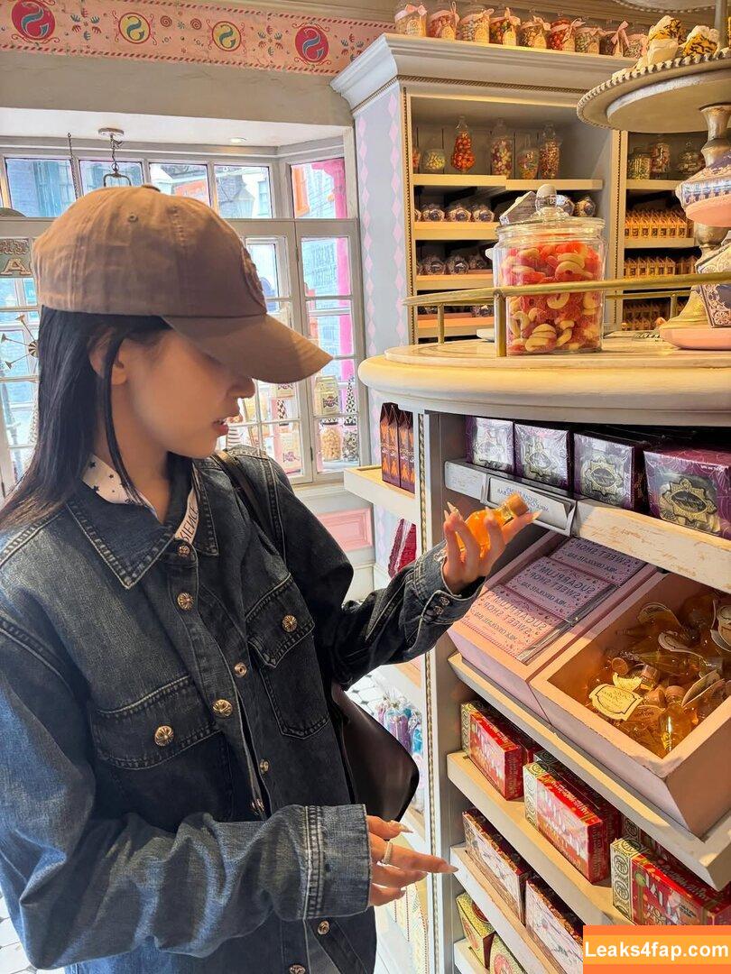 Mina Myoi / TWICE / latinamina / mina_sr_my leaked photo photo #0088