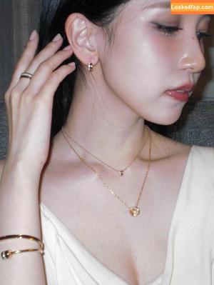 Mina Myoi photo #0027