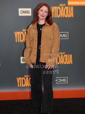 Mina Sundwall photo #0048