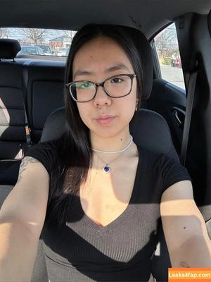 Mina Tran photo #0015