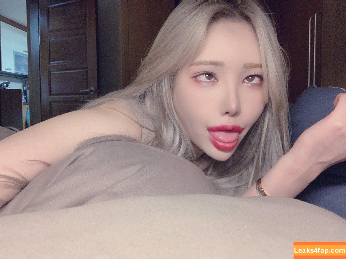 mina0977 /  leaked photo photo #0006