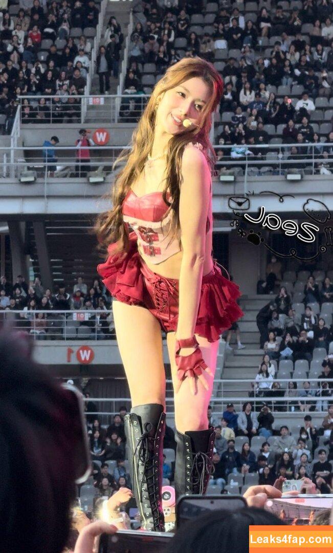 Minatozaki Sana / TWICE / m.by__sana leaked photo photo #0059