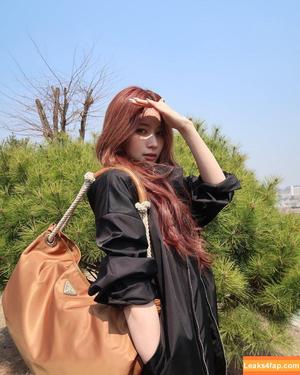 Minatozaki Sana photo #0042