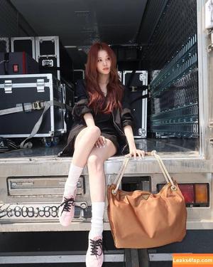 Minatozaki Sana photo #0043