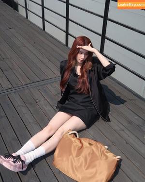 Minatozaki Sana photo #0046