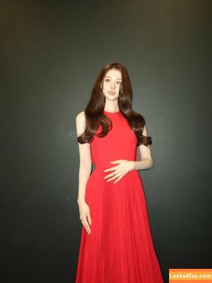 Minatozaki Sana photo #0136