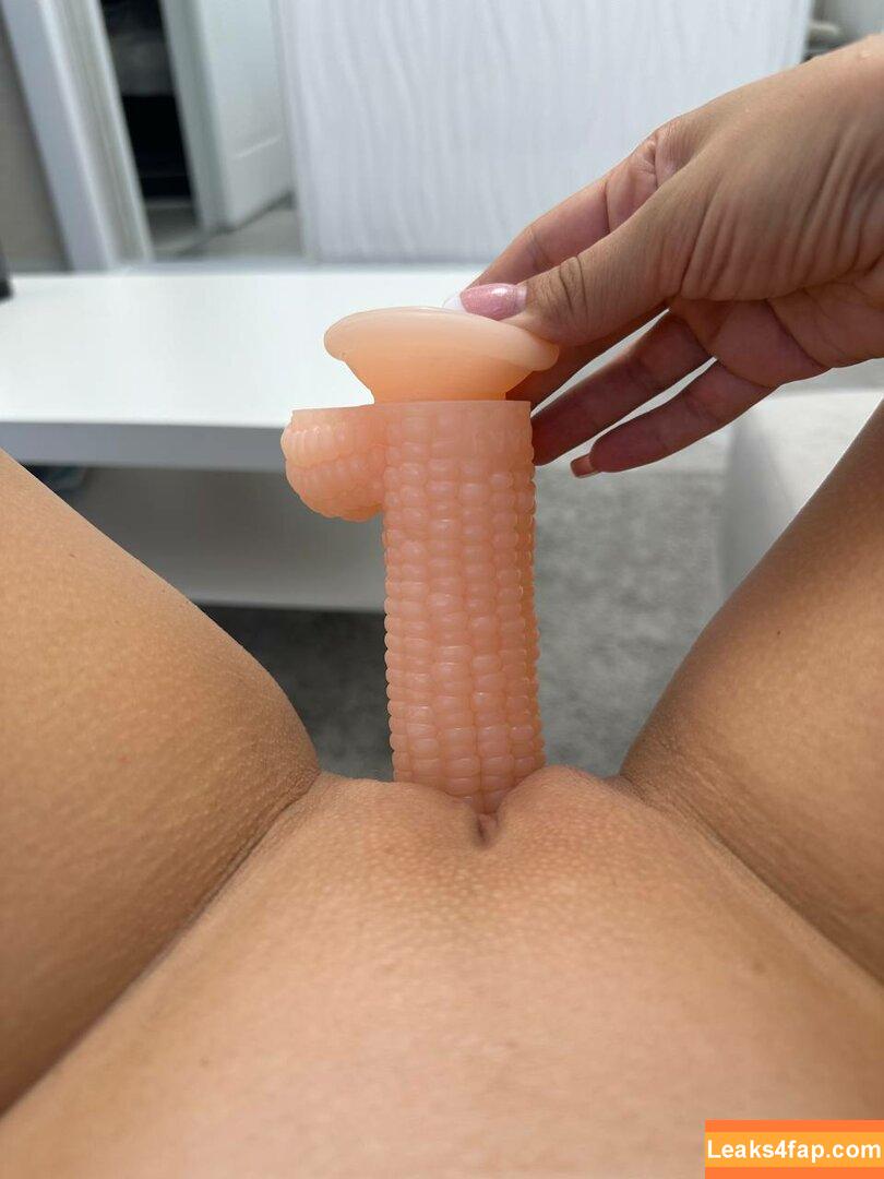 mindiyarova11 / mindi11 leaked photo photo #0479