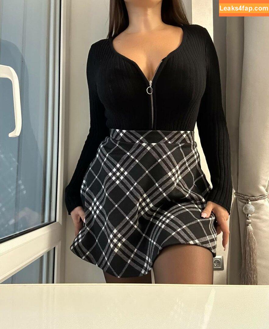 mindiyarova11 / mindi11 leaked photo photo #0549