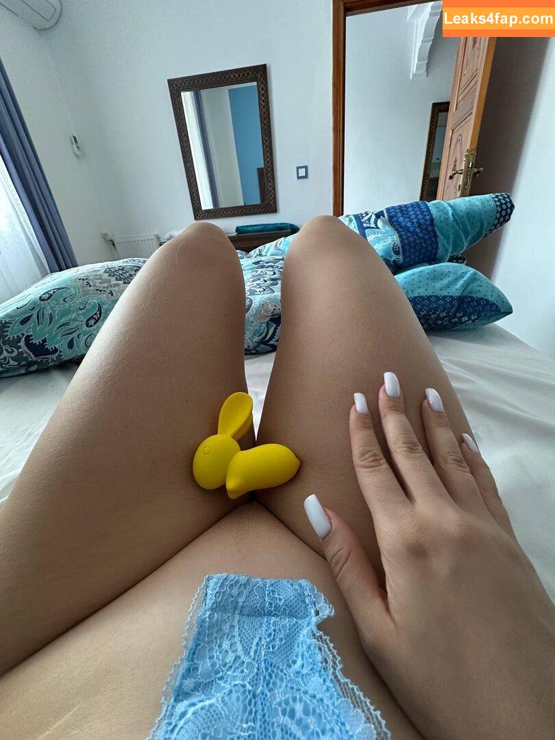 mindiyarova11 / mindi11 leaked photo photo #0777