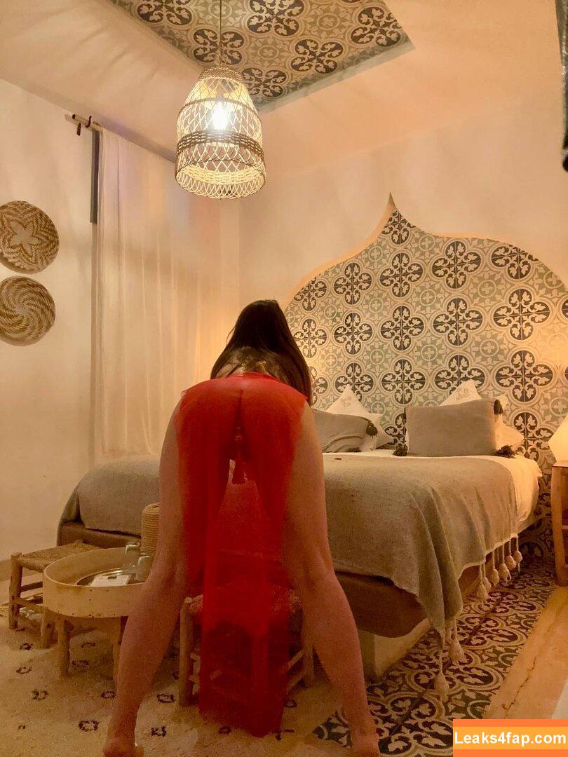 mindiyarova11 / mindi11 leaked photo photo #0781