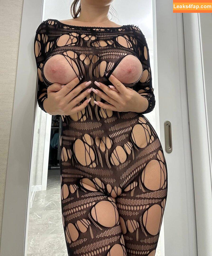 mindiyarova11 / mindi11 leaked photo photo #0844