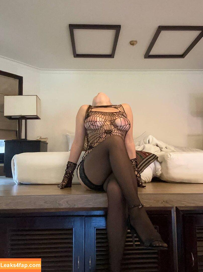 mindiyarova11 / mindi11 leaked photo photo #0978