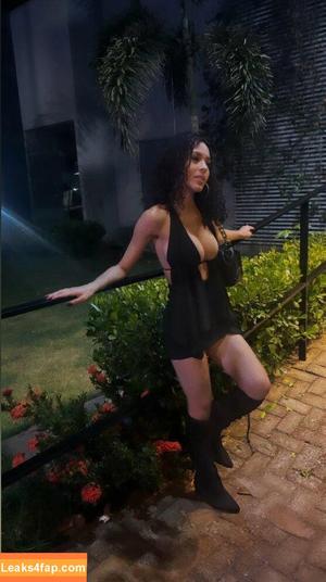 Mini Jhennialves photo #0003