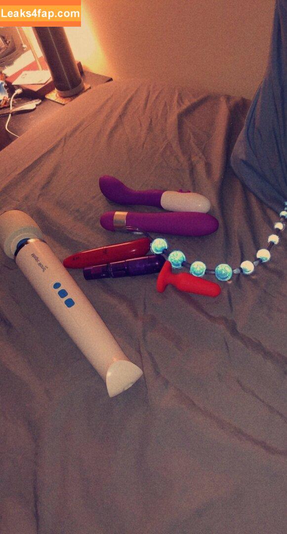 miniloupxxx /  leaked photo photo #0022