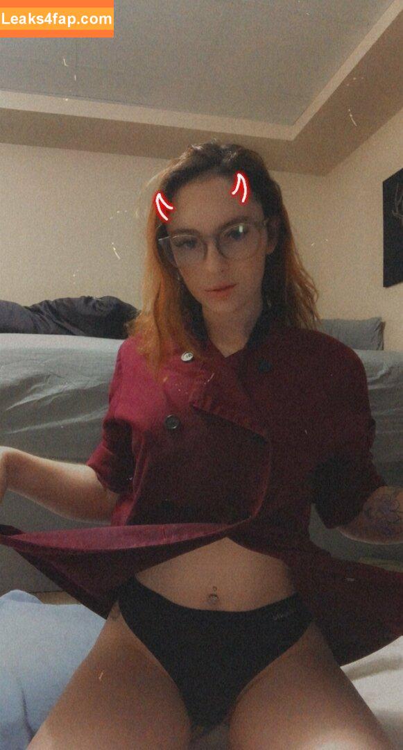 miniloupxxx /  leaked photo photo #0026