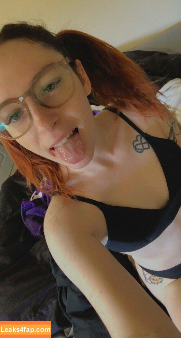miniloupxxx /  leaked photo photo #0064