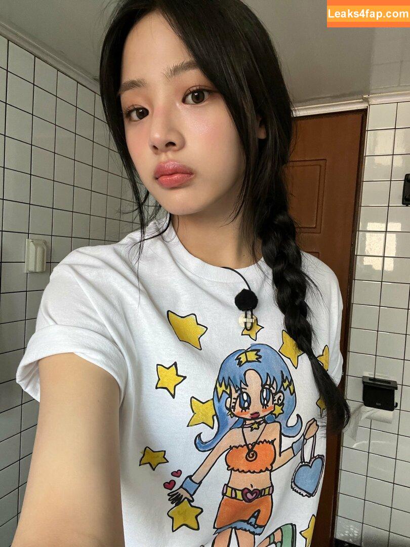 Minji (NewJeans) / minji__newjeans leaked photo photo #0033