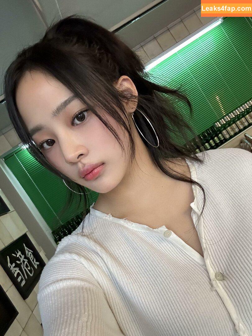 Minji / lovres_min__ / miniwithtattoos / newjeans_official слитое фото фото #0013