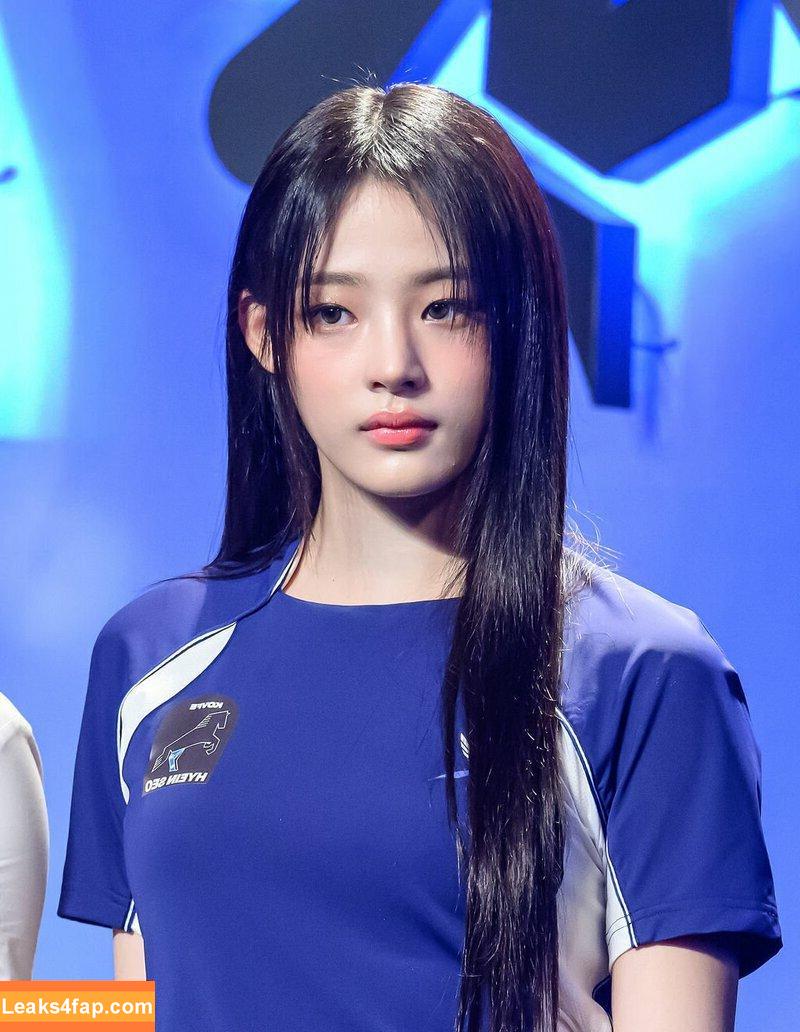 Minji / lovres_min__ / miniwithtattoos / newjeans_official слитое фото фото #0060