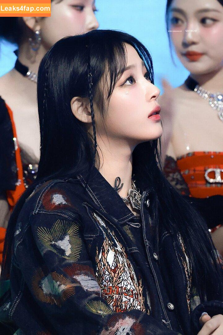 Minji / lovres_min__ / miniwithtattoos / newjeans_official слитое фото фото #0061