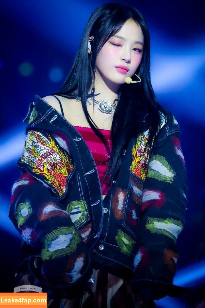 Minji / lovres_min__ / miniwithtattoos / newjeans_official слитое фото фото #0064