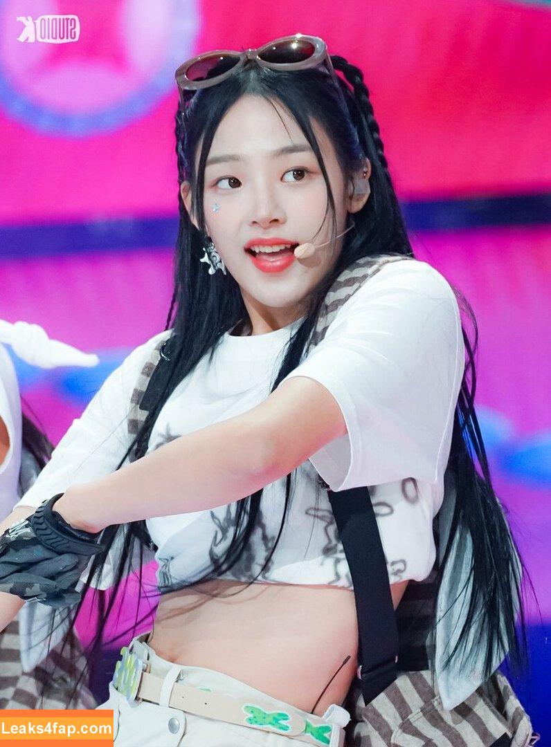 Minji / lovres_min__ / miniwithtattoos / newjeans_official слитое фото фото #0089