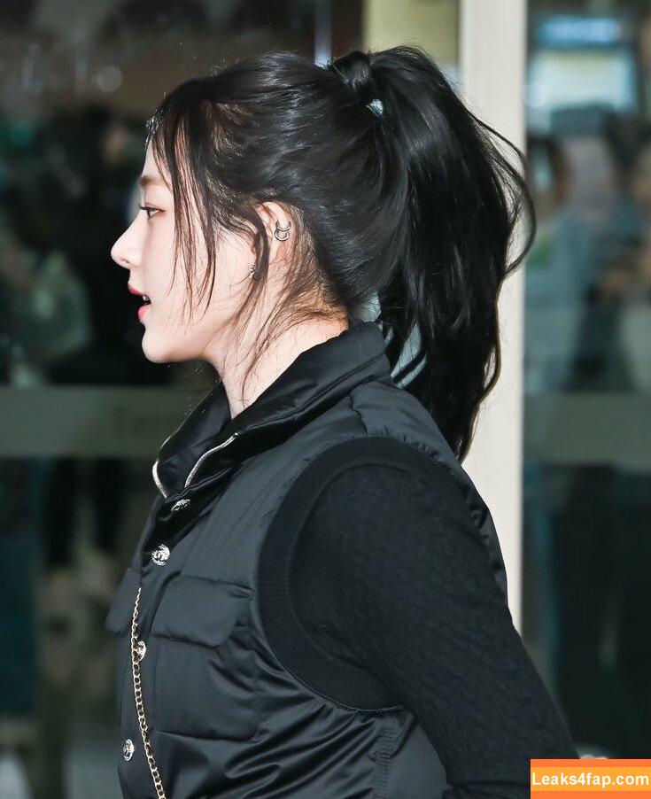 Minji / lovres_min__ / miniwithtattoos / newjeans_official слитое фото фото #0101