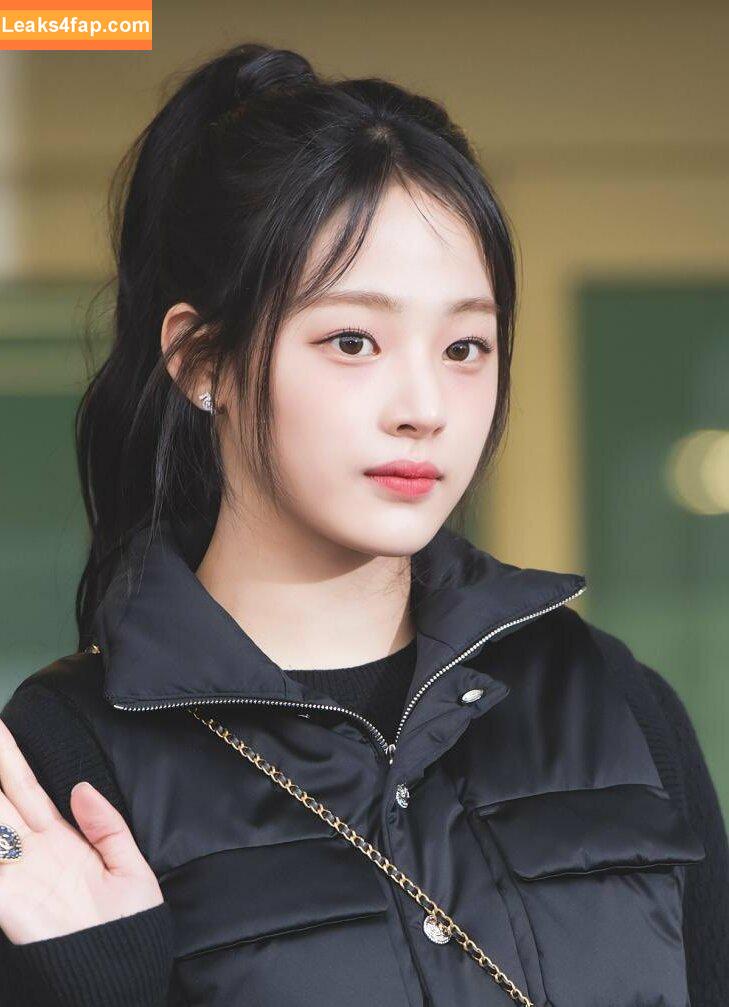 Minji / lovres_min__ / miniwithtattoos / newjeans_official слитое фото фото #0103