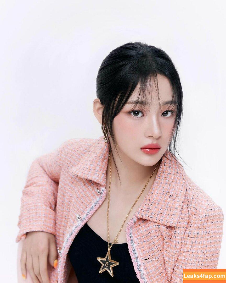 Minji / lovres_min__ / miniwithtattoos / newjeans_official слитое фото фото #0126