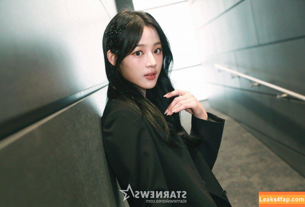 Minji / lovres_min__ / miniwithtattoos / newjeans_official слитое фото фото #0192