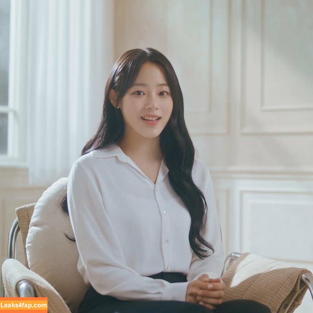 Minji / lovres_min__ / miniwithtattoos / newjeans_official слитое фото фото #0203