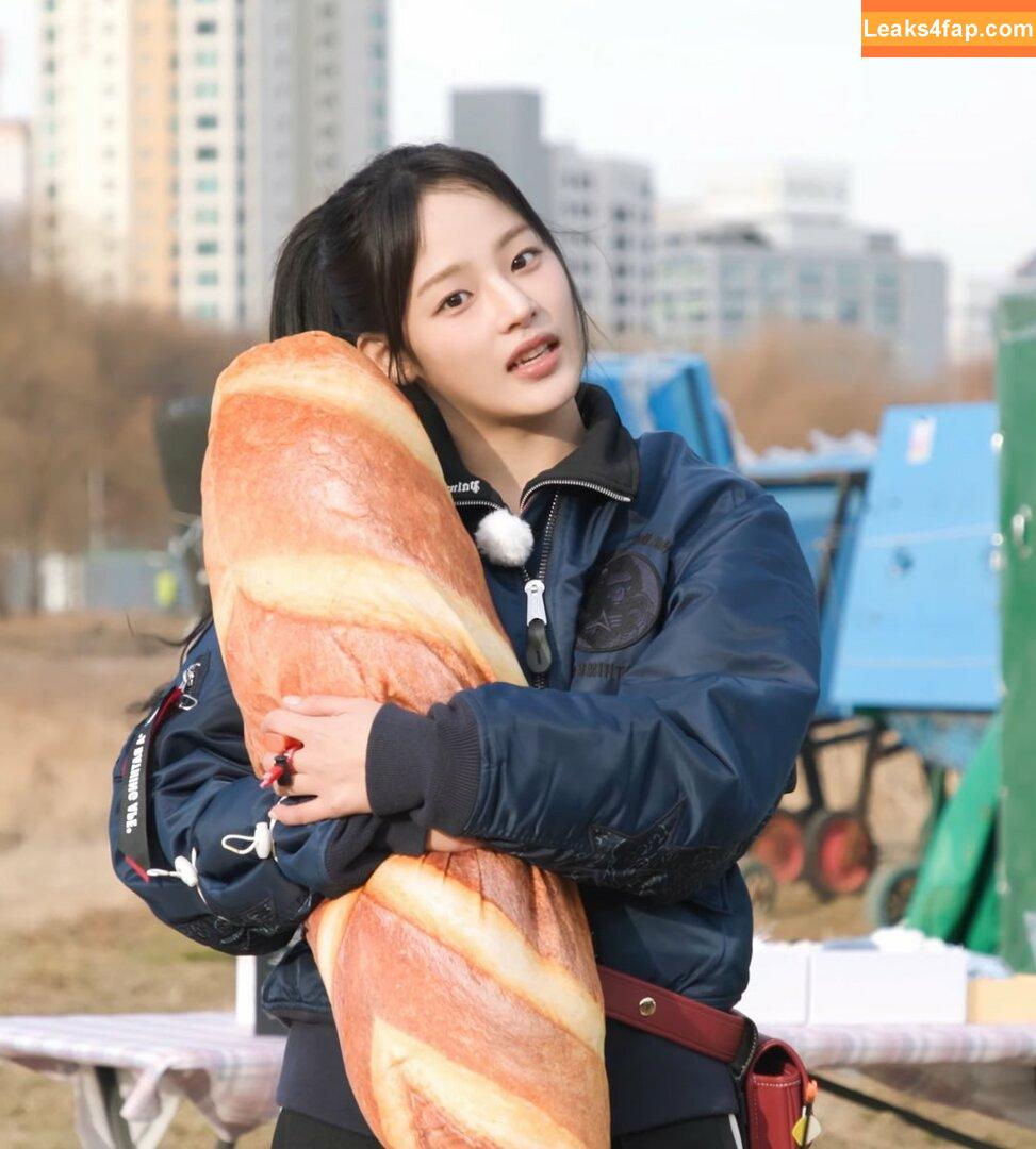 Minji / lovres_min__ / miniwithtattoos / newjeans_official слитое фото фото #0217