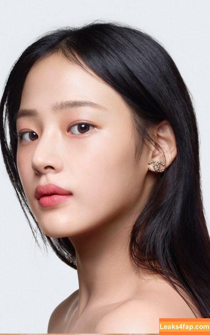 Minji / lovres_min__ / miniwithtattoos / newjeans_official слитое фото фото #0218