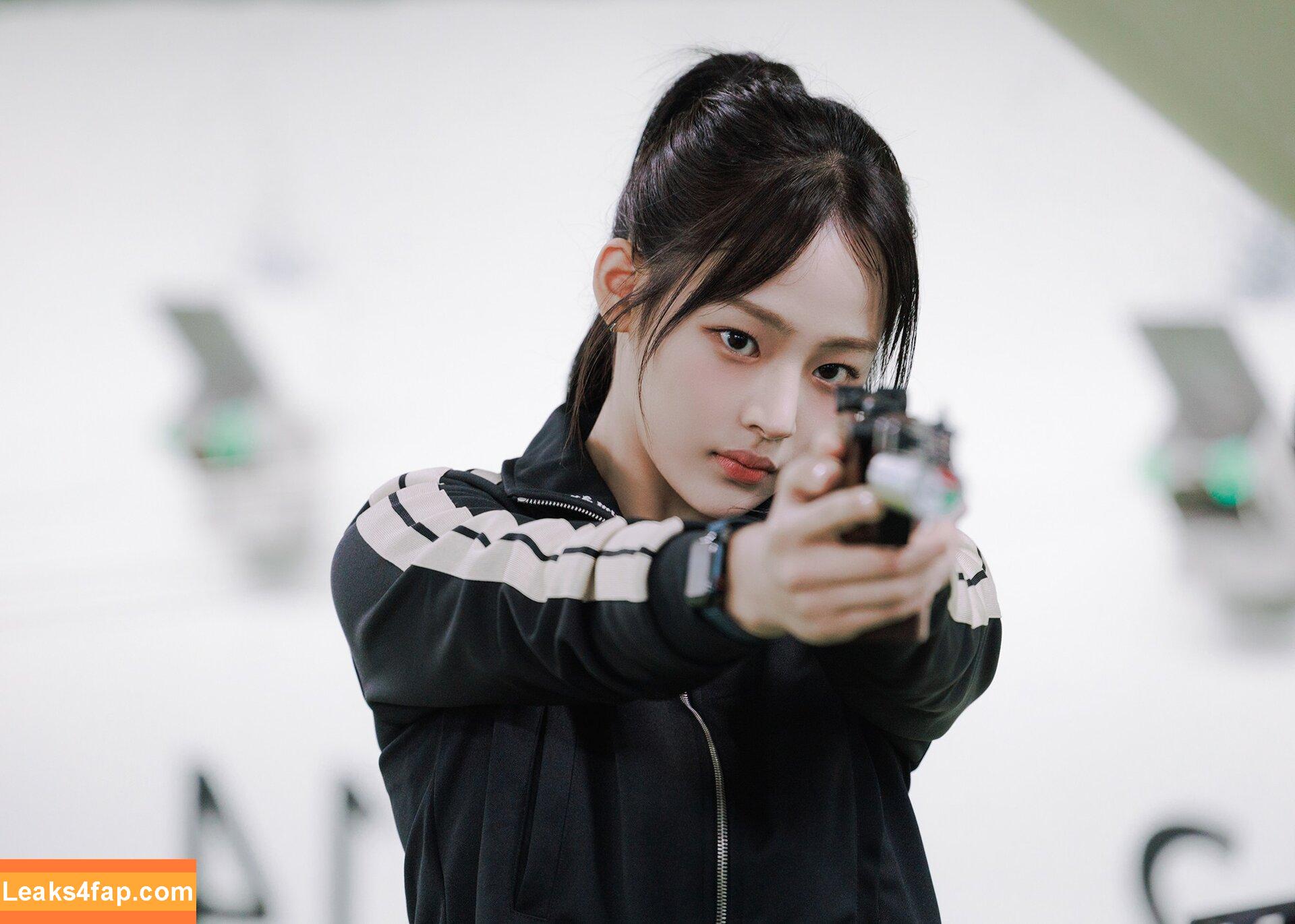 Minji / lovres_min__ / miniwithtattoos / newjeans_official слитое фото фото #0219