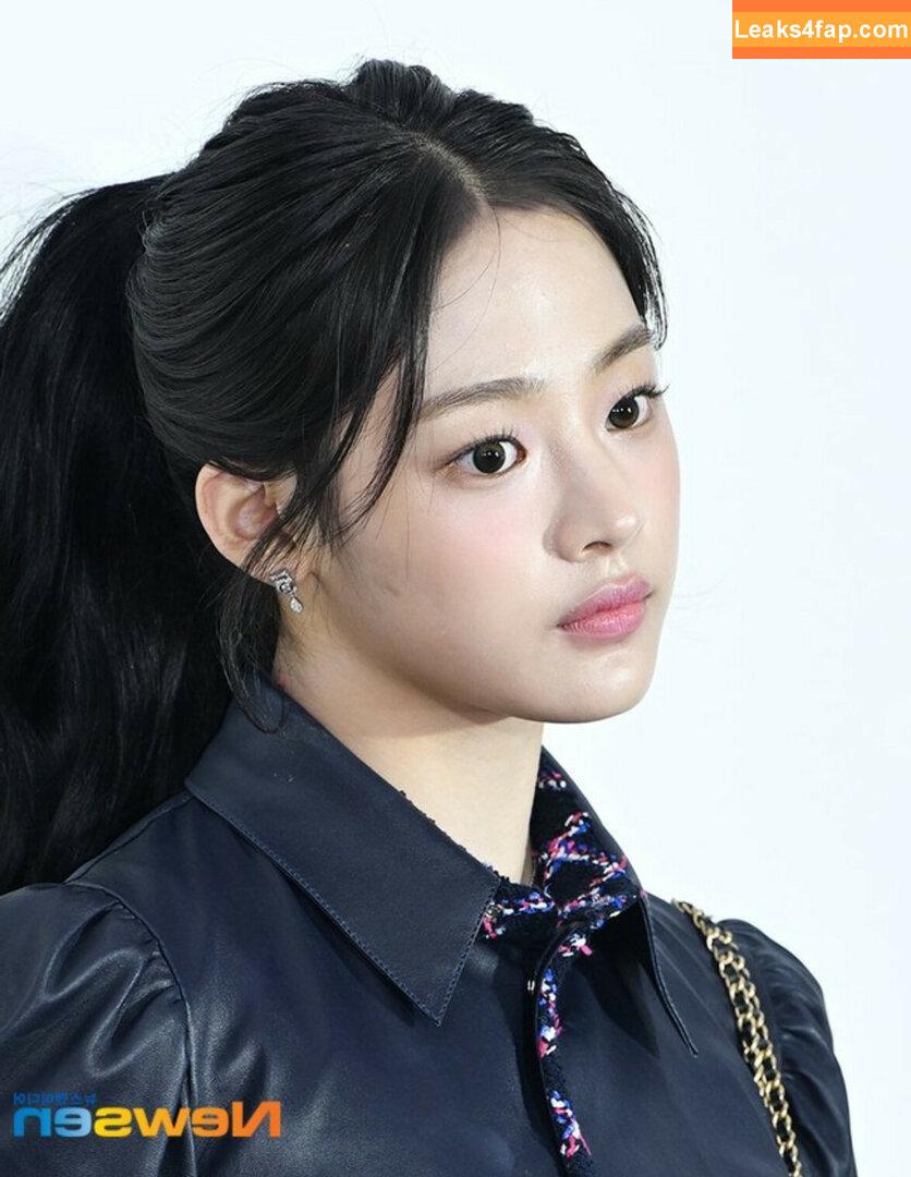 Minji / lovres_min__ / miniwithtattoos / newjeans_official leaked photo photo #0280