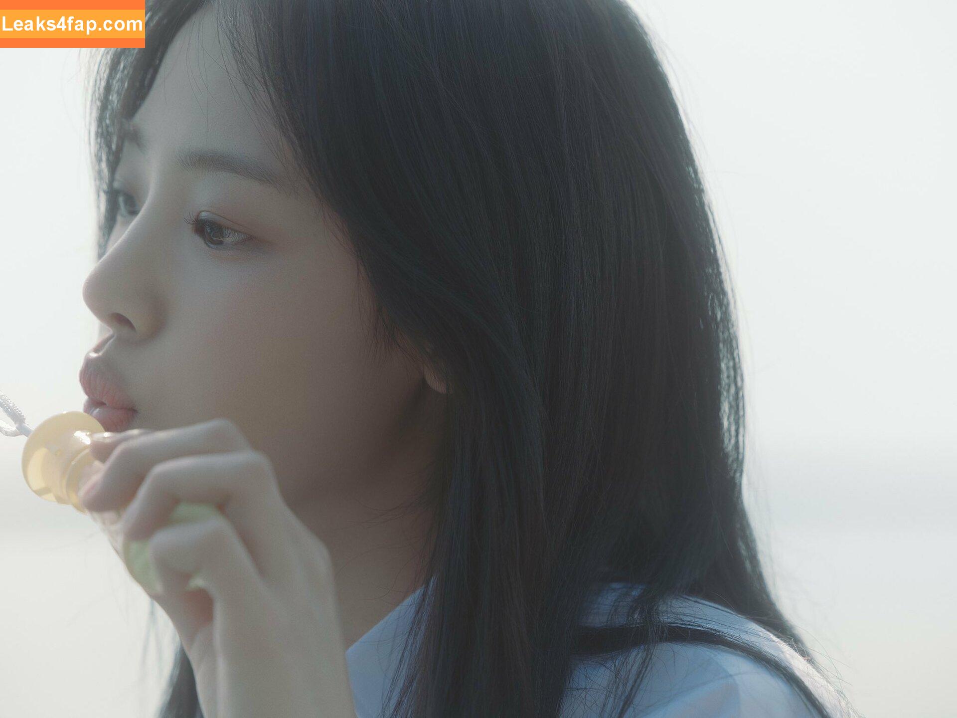 Minji / lovres_min__ / miniwithtattoos / newjeans_official leaked photo photo #0306