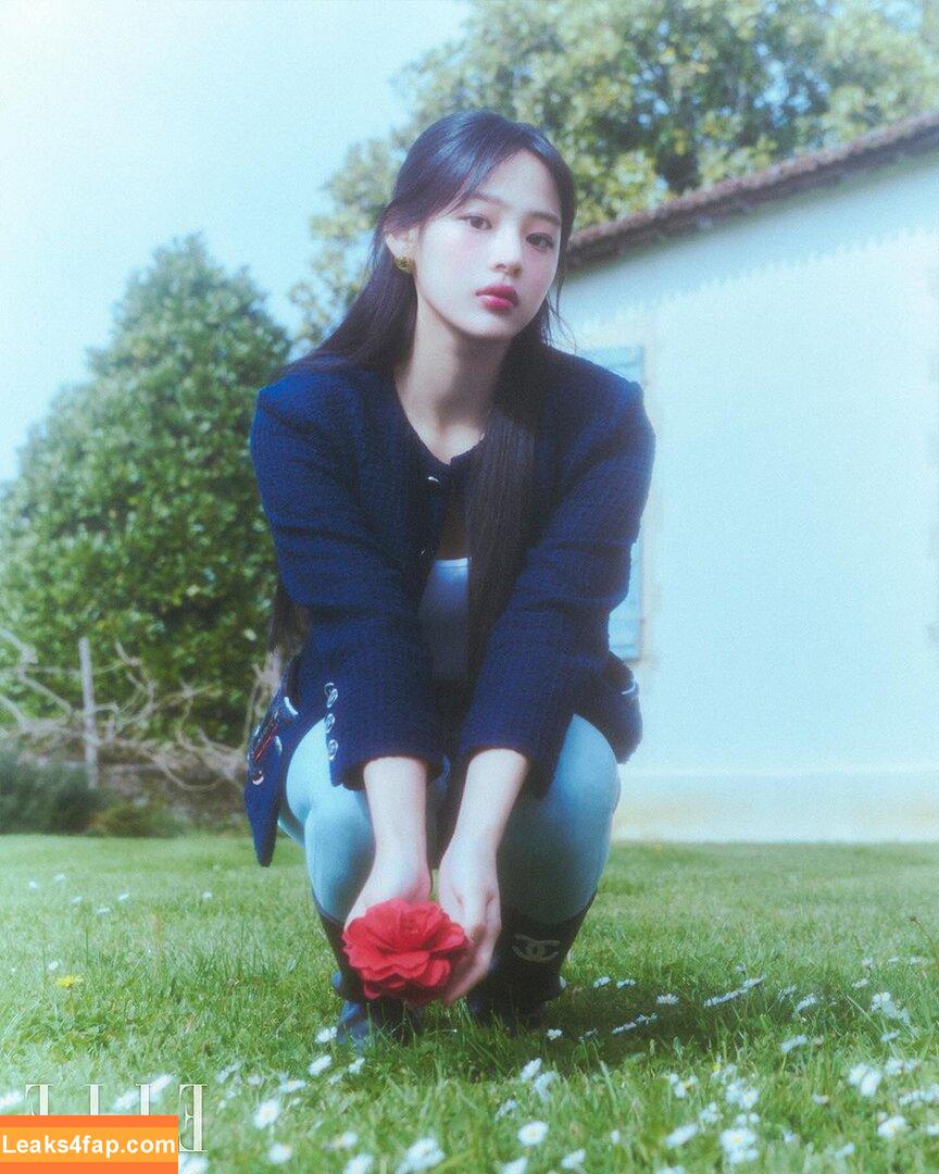 Minji / lovres_min__ / miniwithtattoos / newjeans_official leaked photo photo #0310