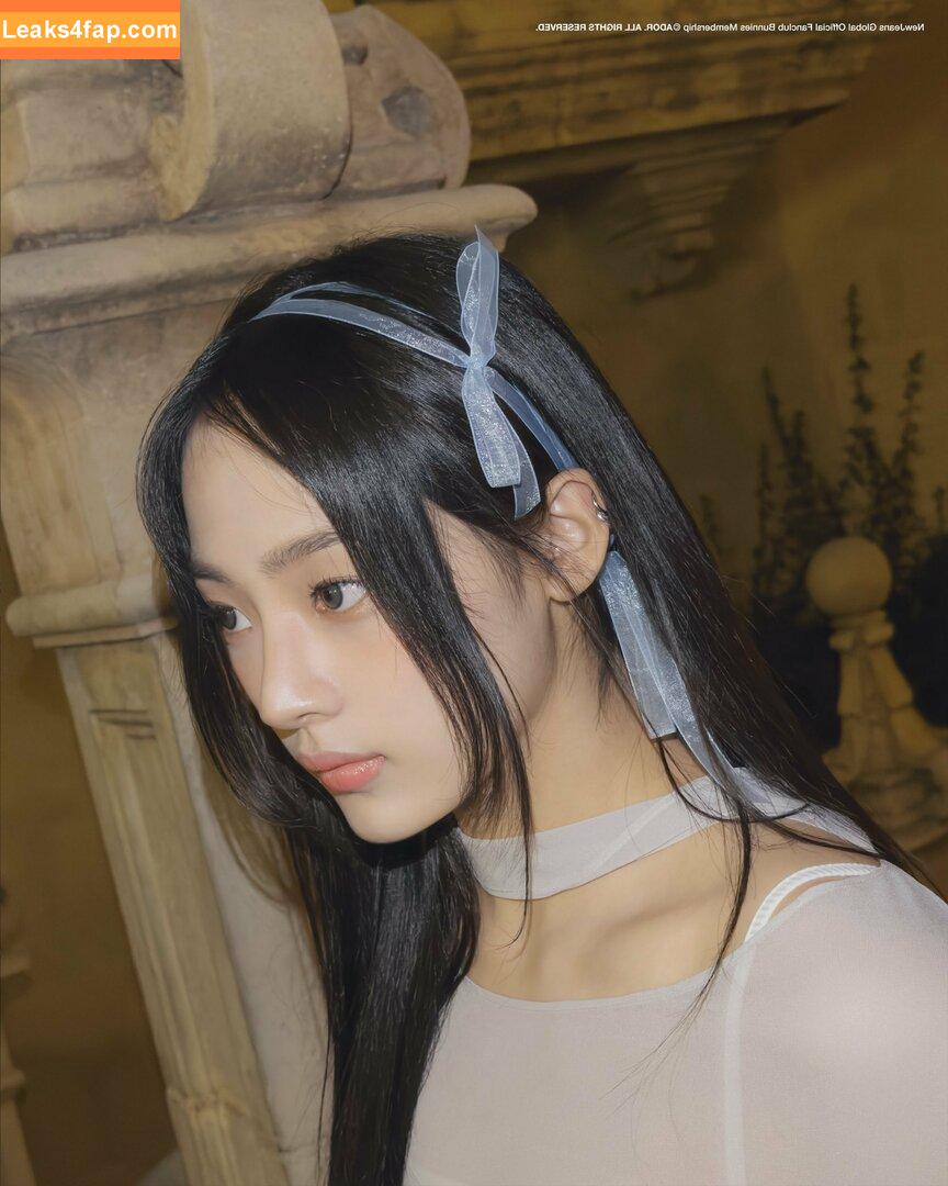 Minji / lovres_min__ / miniwithtattoos / newjeans_official leaked photo photo #0331